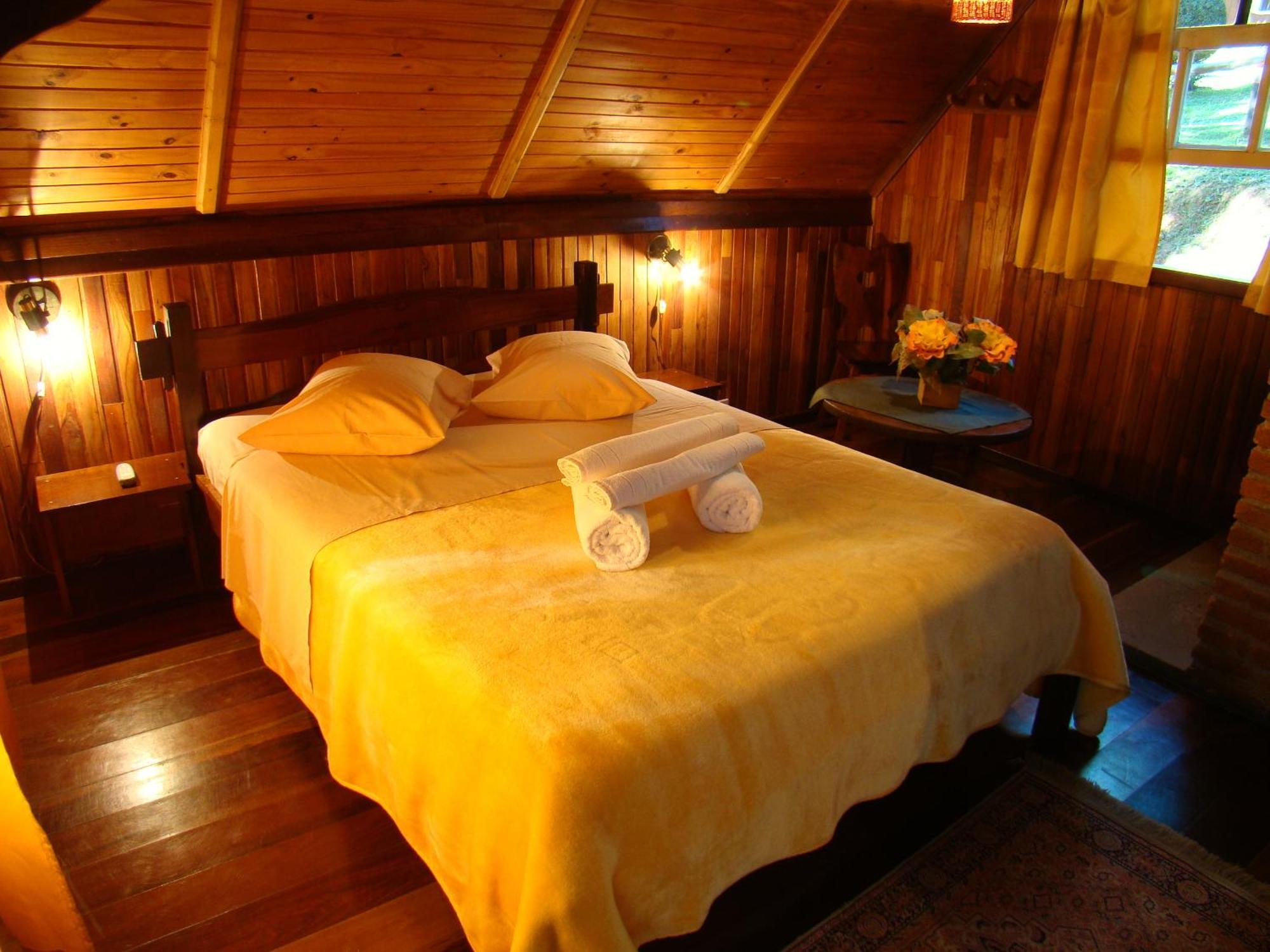 Hotel Fazenda Floresta Negra Монти-Верди Номер фото